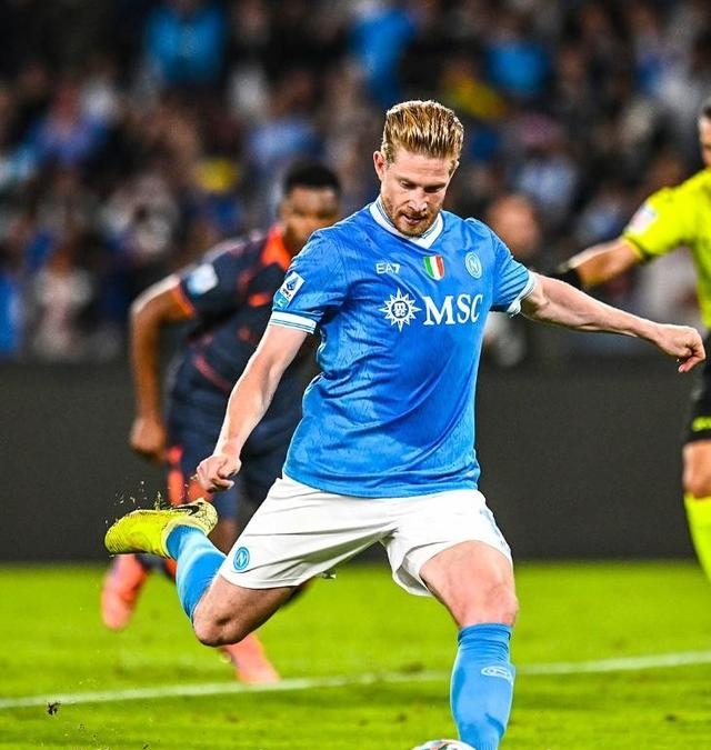 关于德布劳内赛事官方发布爆冷新规，巴黎圣日耳曼争议不断！的信息