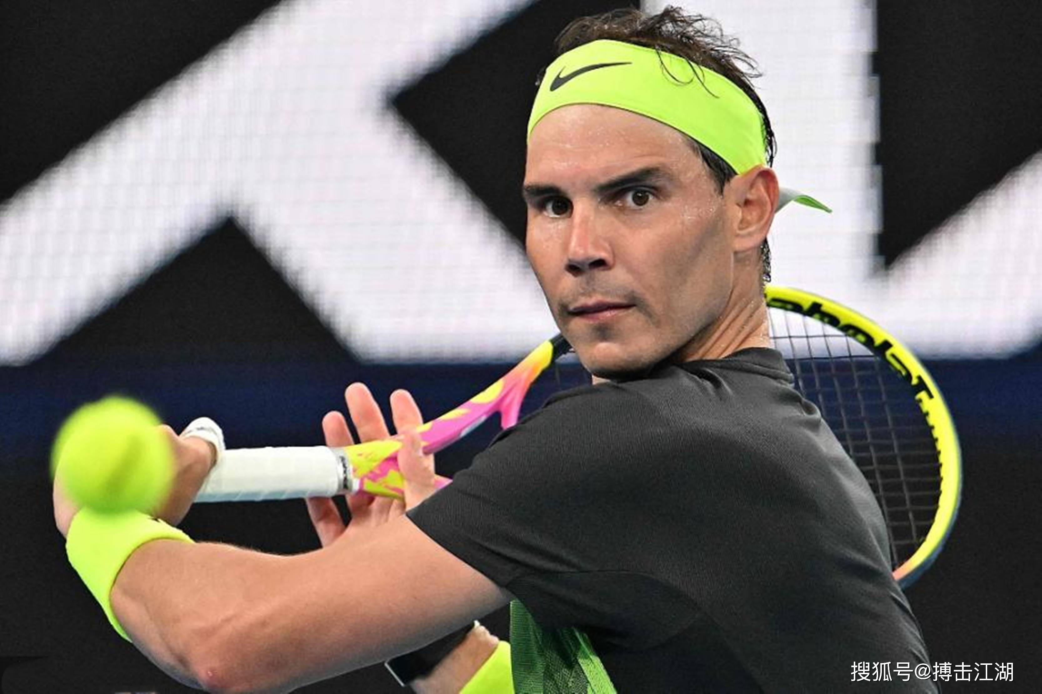 关于纳达尔迎来三赛季高光表现，巴黎圣日耳曼球迷沸腾！的信息